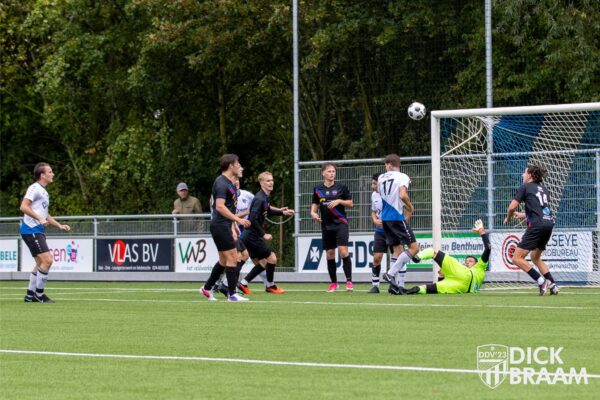 DDV1-SCM1 Beker-0498