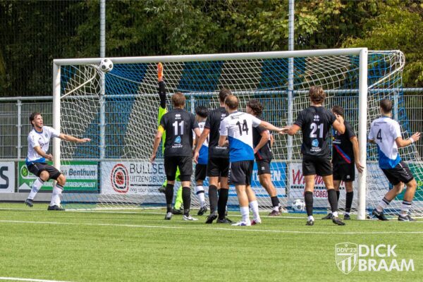 DDV1-SCM1 Beker-0590